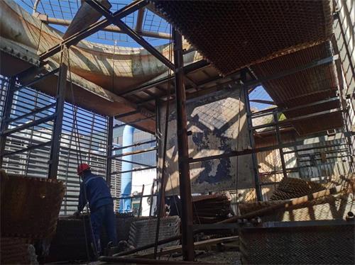 如何解決<a href=http://m.pc-gift.com target=_blank class=infotextkey>工業(yè)冷卻塔</a>噪音